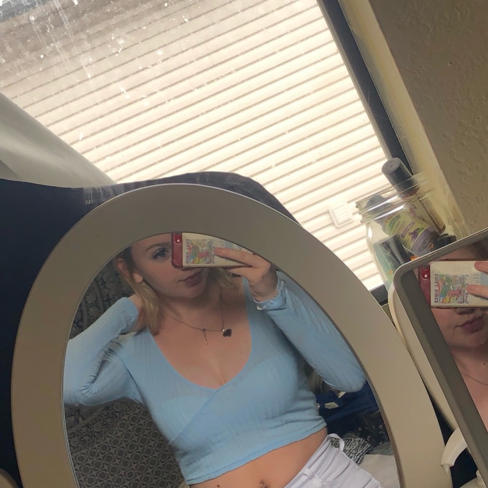 PacSun crop top